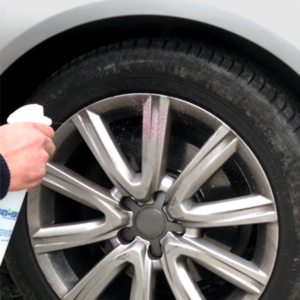 Fra-Ber RED WHEELS – Effektiv flygrostborttagare för fälgar och kaross